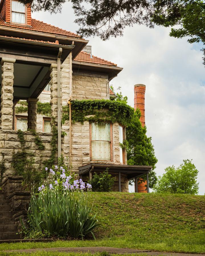 스프링필드 The Mansion At Elfindale B&B 외부 사진